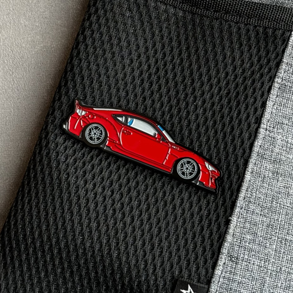 Значок CIAY GT86 red