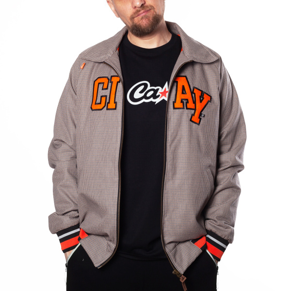 Xf5JCgxu44.jpg